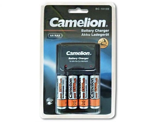 Chargeur Camelion BC1010B avec 4ccus 2500mAh Camelion